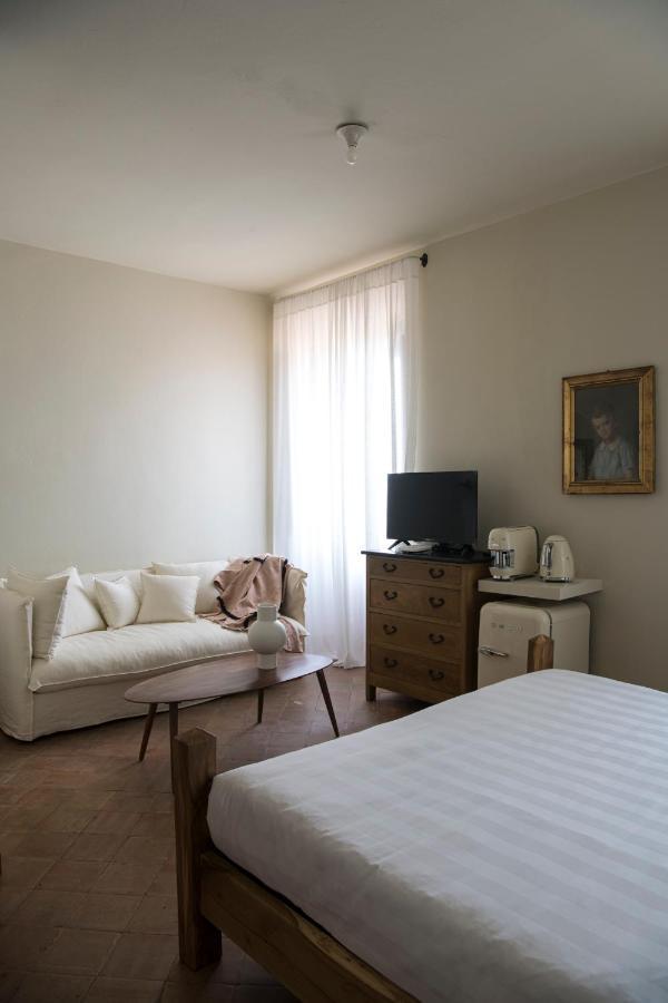 Hotel Annunciata Soul Retreat Rovato Exterior foto